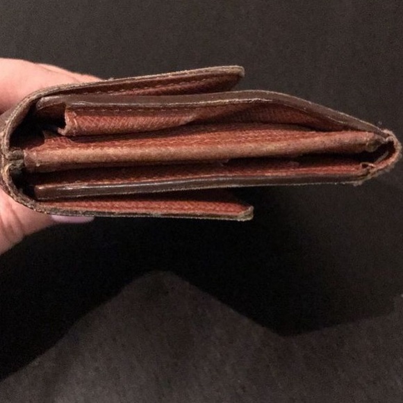VINTAGE Louis Vuitton Elsie Trifold Wallet-100% AUTHENTIC-SALE!! - Picture 3 of 8